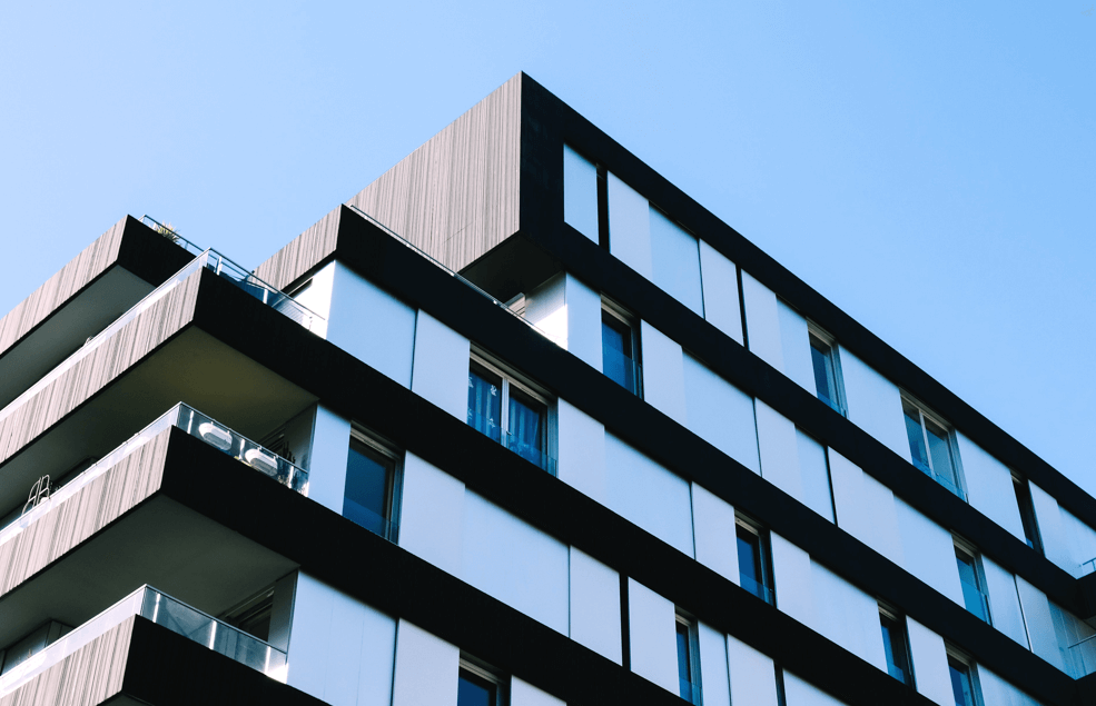 Tempered ultra-clear glass aluminum window