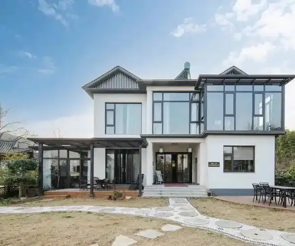 bronze anodised aluminium windows